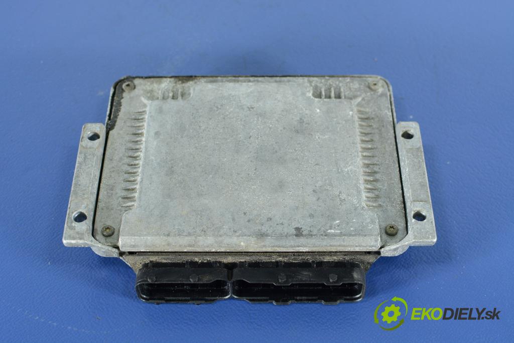Fiat Stilo 2003 řídící jednotka Motor: 55187569