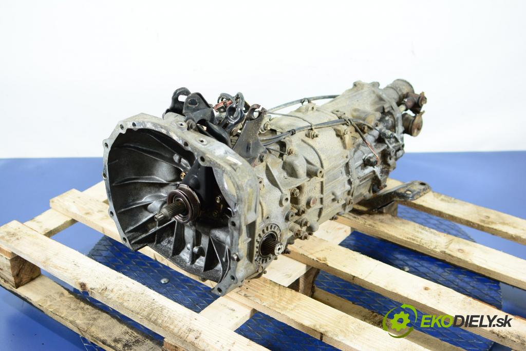Saab Aero 9-2 x 2004 prevodovka Výbava: Manualna
