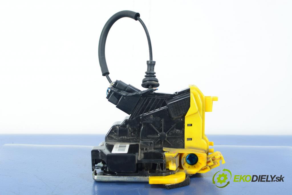 Kia Ceed 2013 zámok dvere Predné Vľavo: 81310-A2000