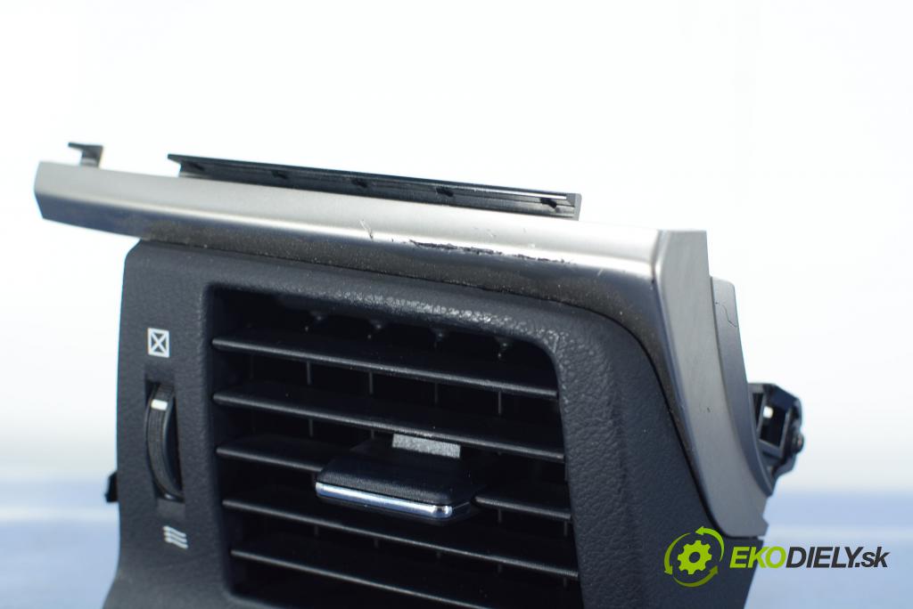 Lexus CT 2015 Prúd vzduchu: Vzduch: 55650-76010