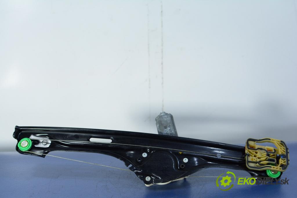Bmw X5 2013 mechanismus stahování Sklenka: Zad: Levý: 7322747