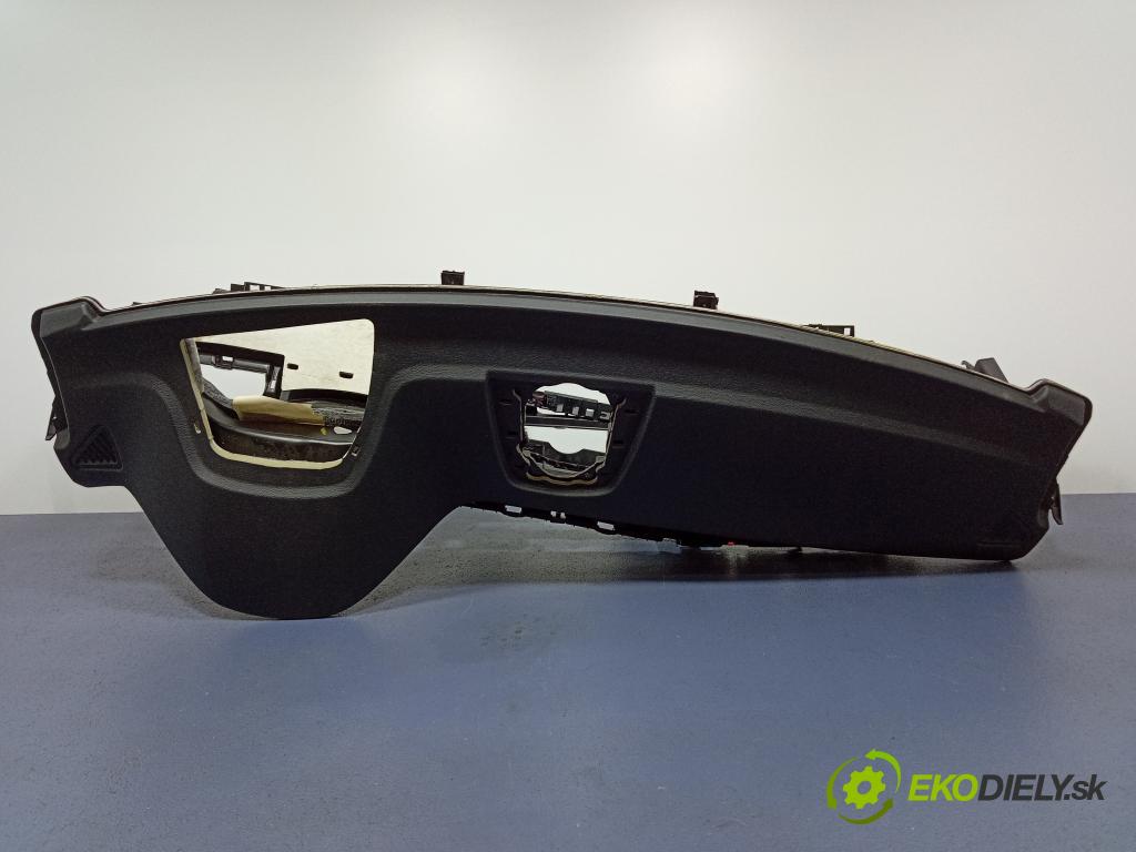 Bmw X5 2013 kokpit,pristrojová doska