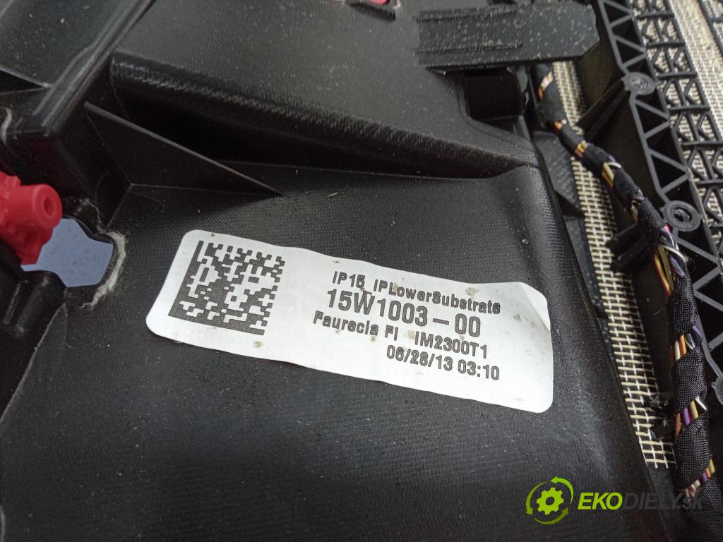 Bmw X5 2013 kokpit,pristrojová doska