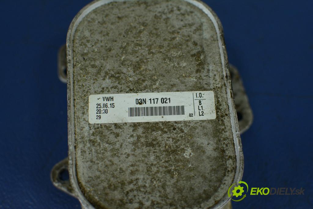 Skoda Octavia 2015 chladič oleja 03N117021