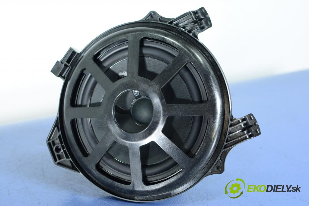 Mercedes S-Klasa 2014 Reproduktor / Subwoofer: A2228203502