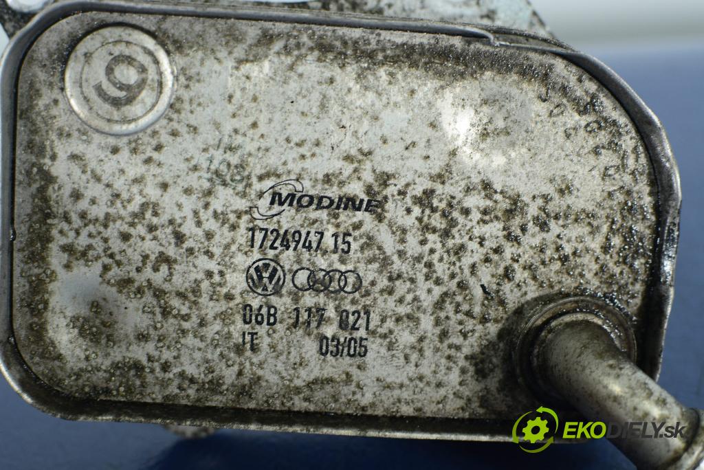Audi A4 2005 chladič oleja 06B117021