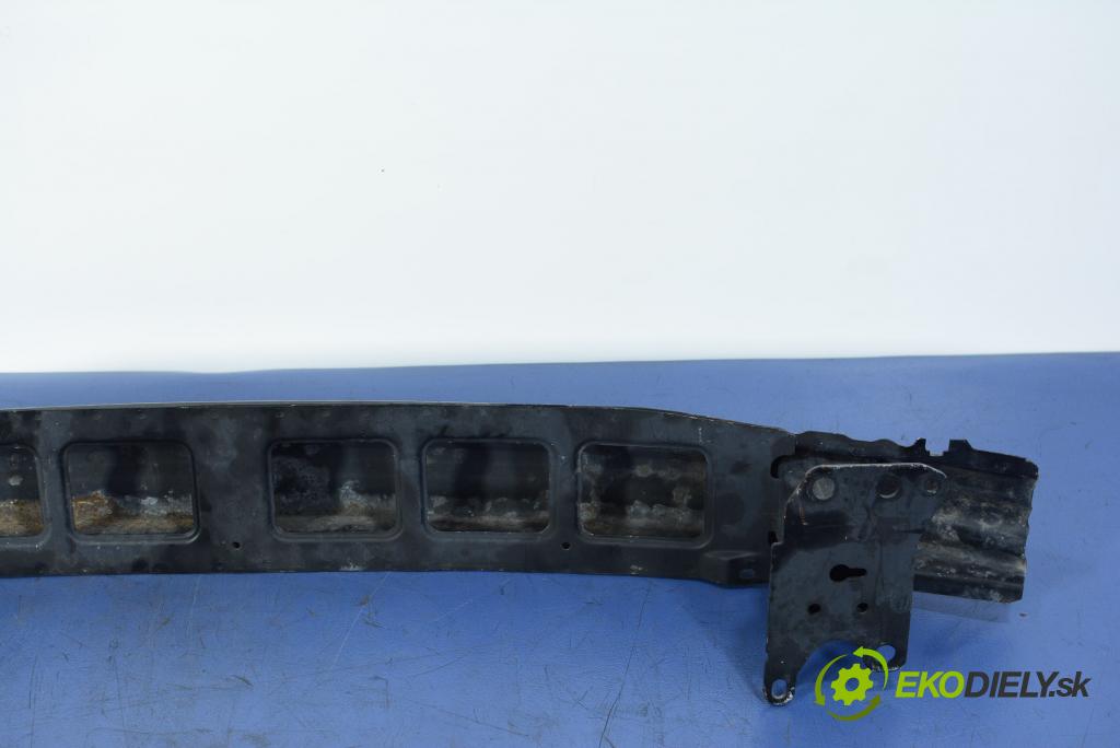 Skoda Fabia 2004 výztuha narazník před 