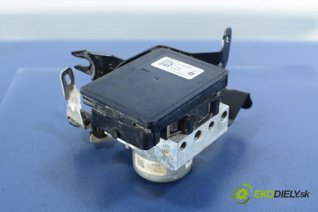 Opel Insignia 0 čerpadlo ABS x 23444263
