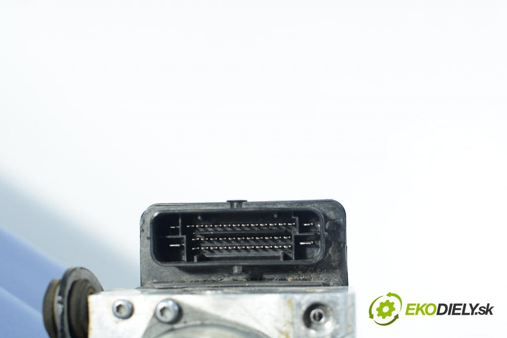 Opel Insignia 0 čerpadlo ABS x 23444263