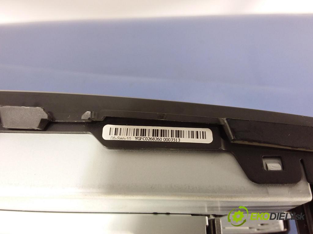 Mazda 5 2011 Radio I Navigácia: CG15669R0