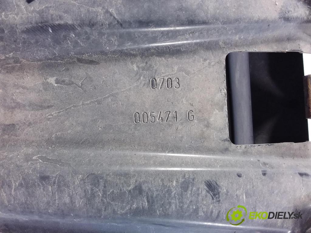 Renault Espace 2003 výztuha Čelní / stěna Přední