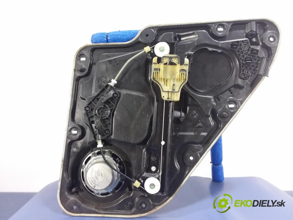 Jeep Grand Cherokee 2015 mechanismus stahování Sklenka: Zad: Levý: 68231069AA