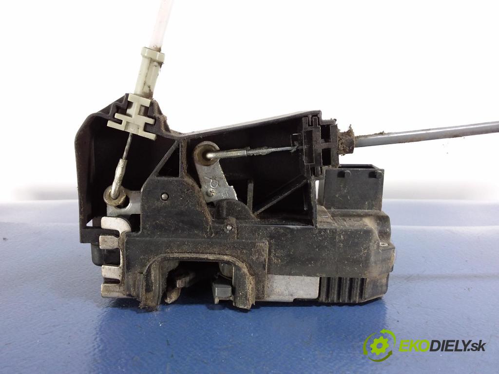Opel Zafira 2004 zámek dveře před v pravo: 24444016