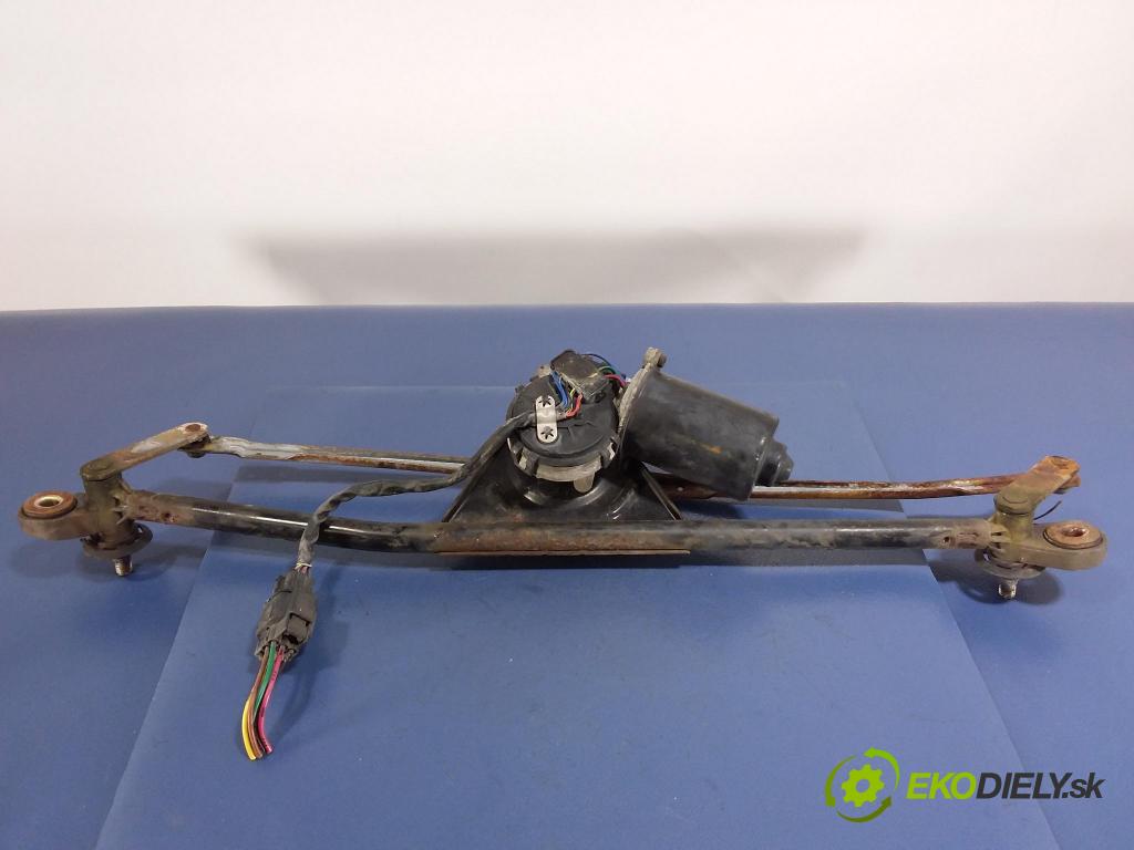 Hyundai Sonata 2005 mechanismus motorek Stěrače: před 