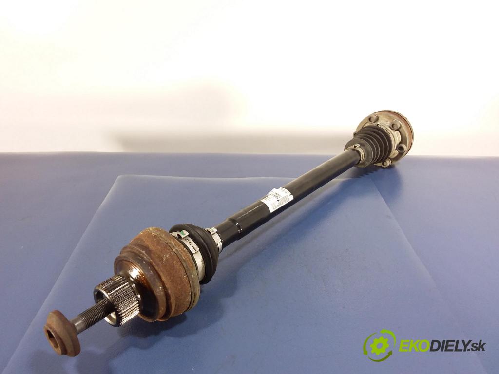 Audi A6 2015 poloos Prava: zad 8R0501203C