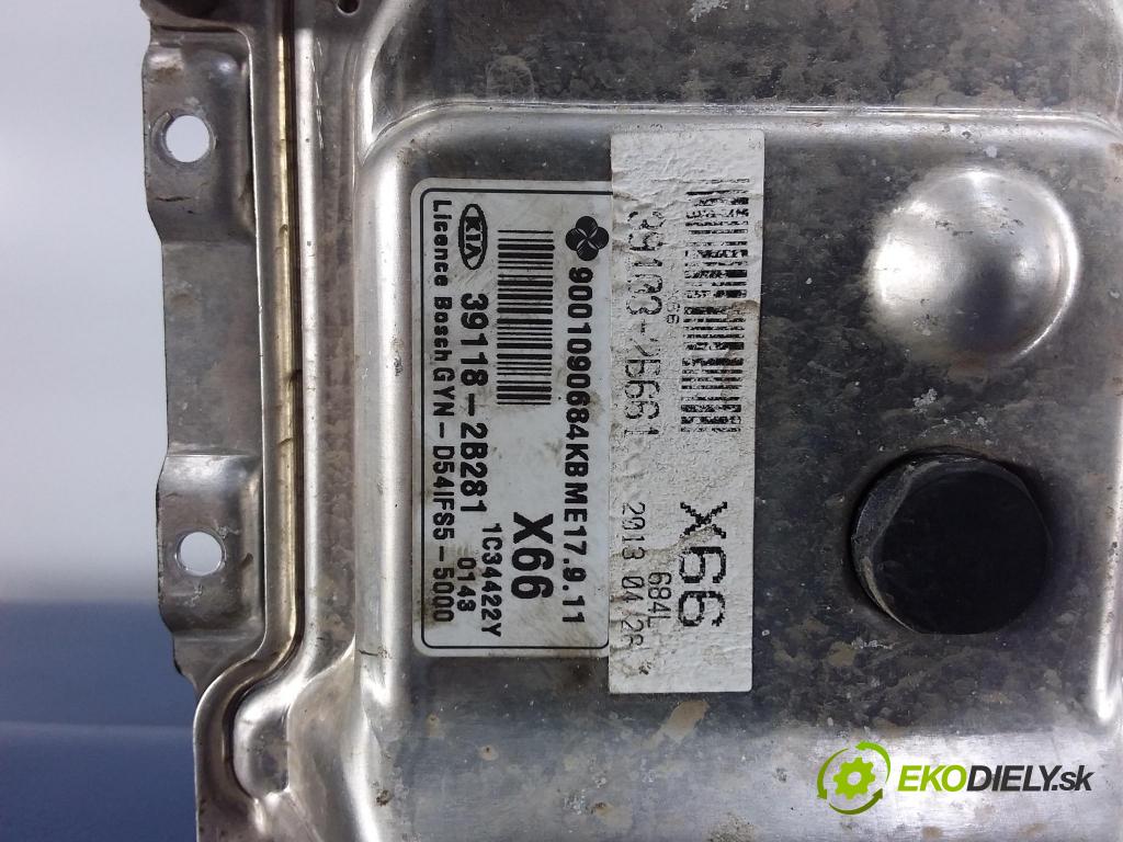 Kia Venga 2013 řídící jednotka Motor: 39118-2B281