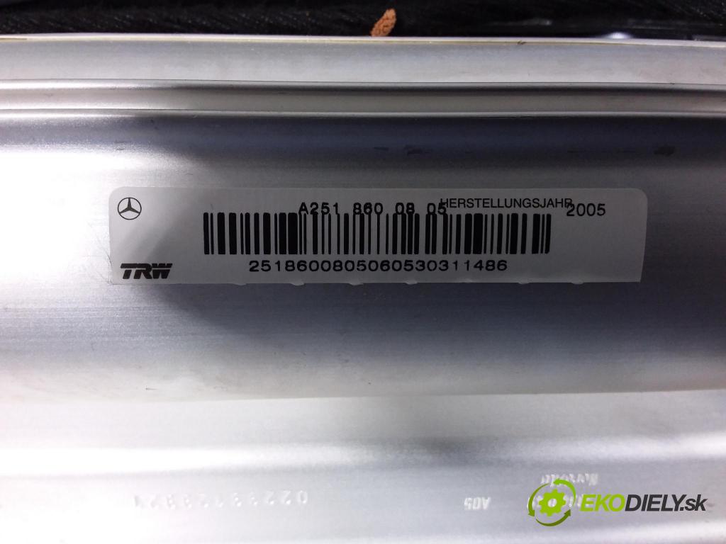 Mercedes R-klasa 2005 kokpit,pristrojová doska A2516800987