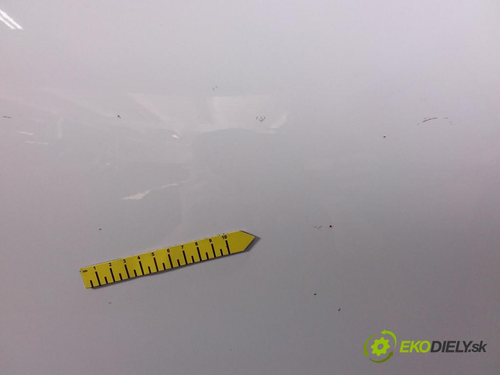 Kia Ceed 2018 dvere Predné Správny: