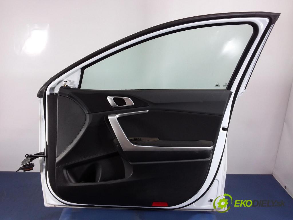 Kia Ceed 2018 dvere Predné Správny: