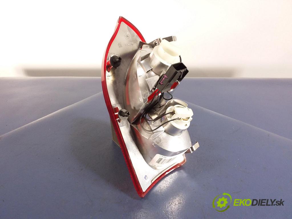 Opel Insignia 2009 svetlo / reflektor ty: Prava: Interné: 13226855