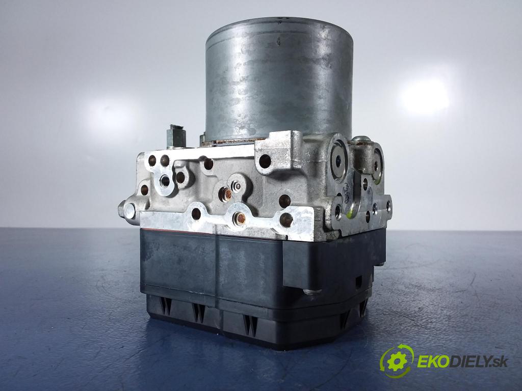 Mazda 6 2008 čerpadlo ABS x 133800-4451