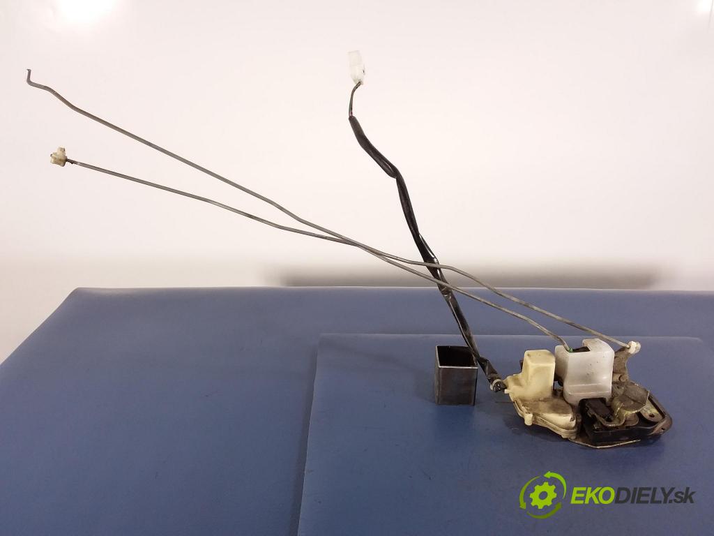 Mazda Xedos 2001 zámek dveře Zad: Levý: