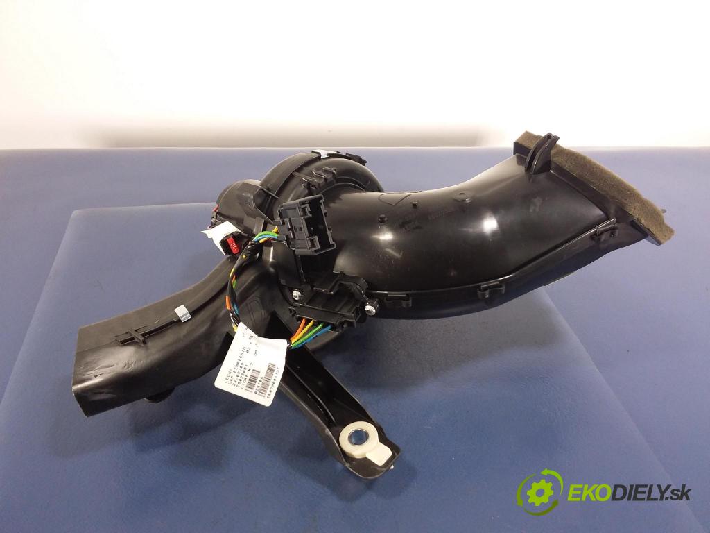 Peugeot 5008 2009 ventilátor Vzduch: 9683444380