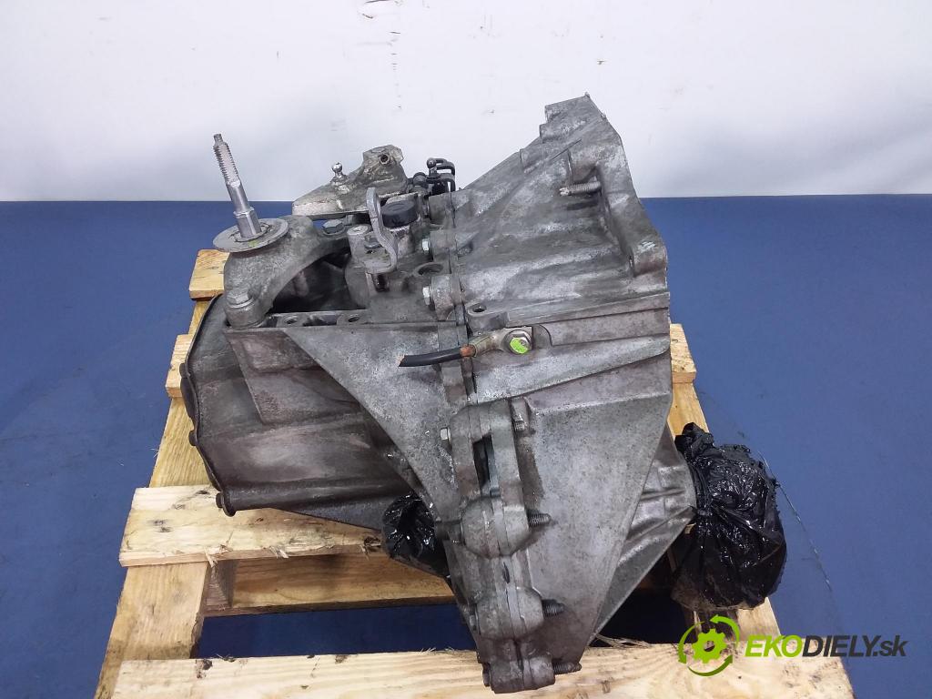 Peugeot 5008 2009 prevodovka Výbava: Manualna 