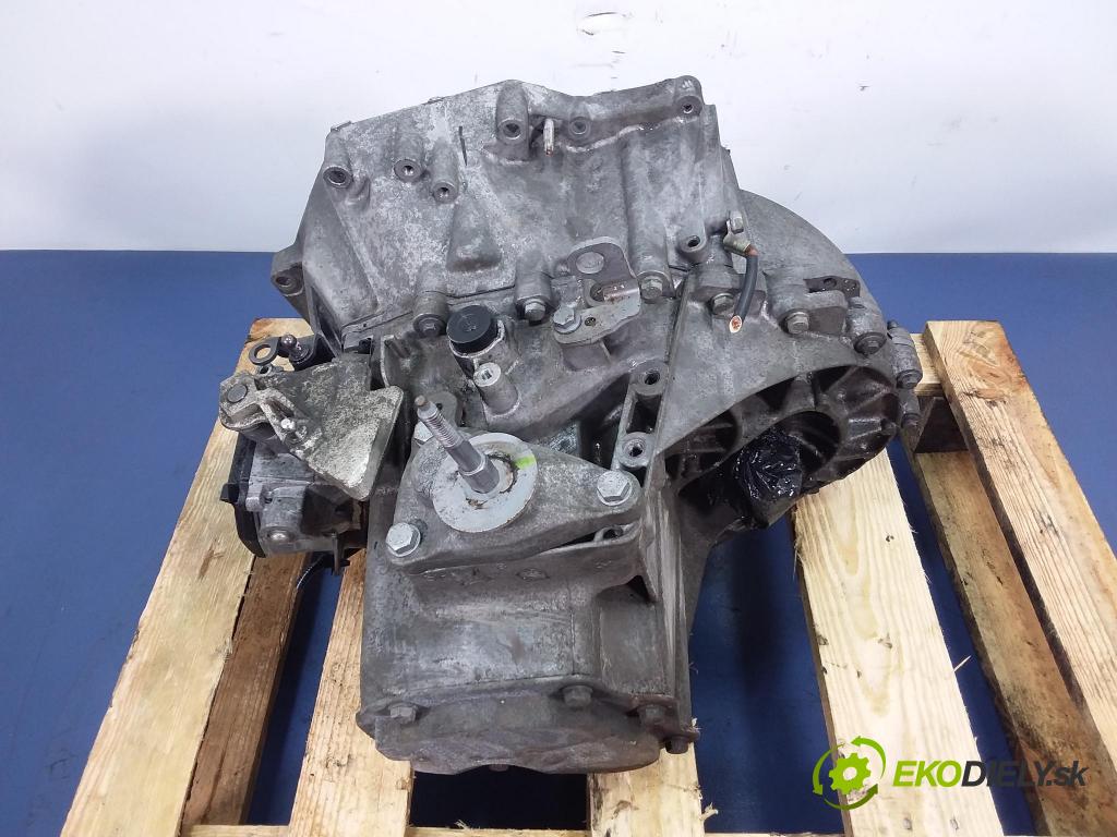 Peugeot 5008 2009 prevodovka Výbava: Manualna