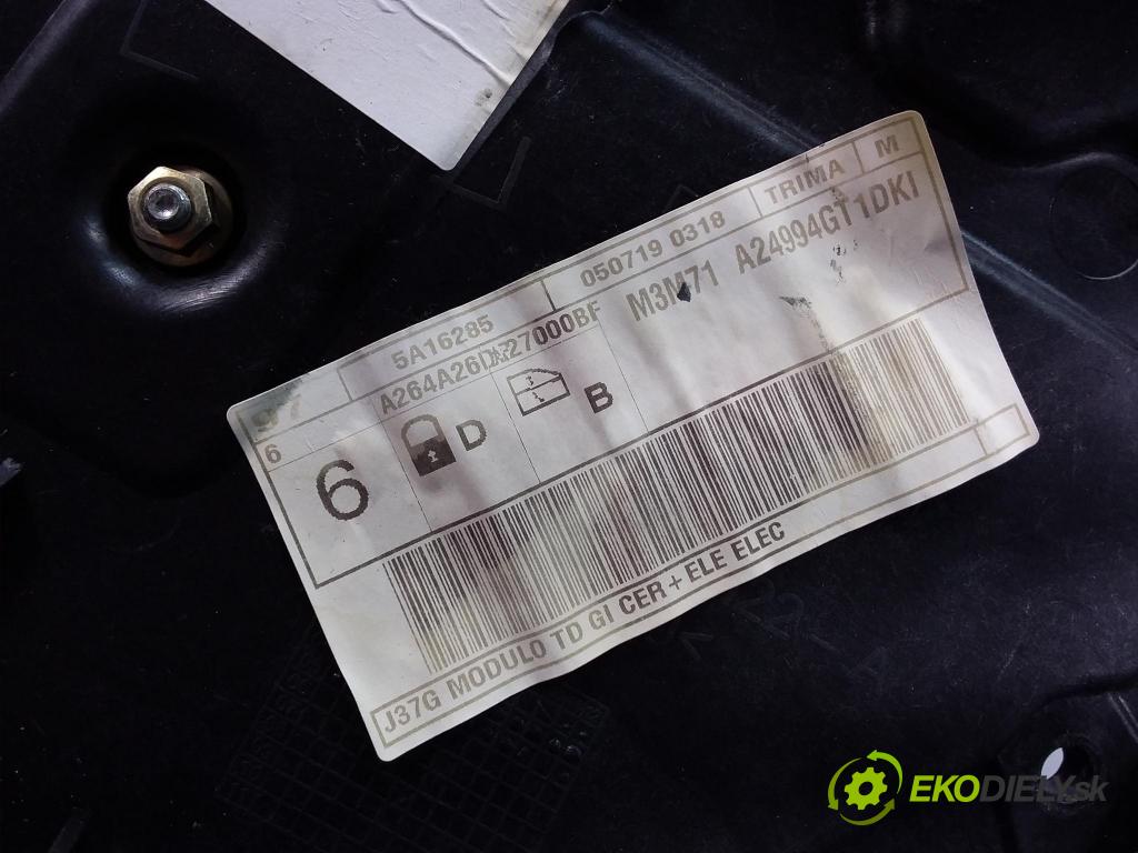 Mazda 2 2005 mechanismus stahování Sklenka: Zad: v pravo: 3M71A045H22A