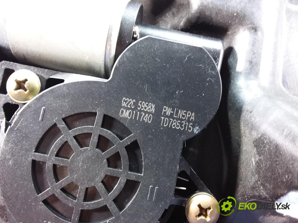 Mazda 2 2005 mechanismus stahování Sklenka: Zad: v pravo: 3M71A045H22A