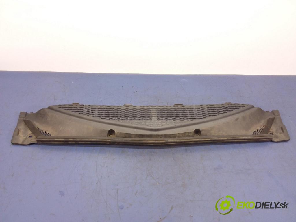Renault Modus 2004 torpédo 8200213840
