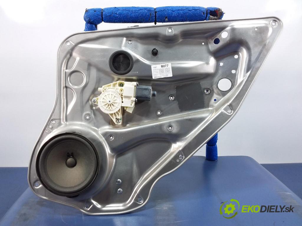 Mercedes E-klasa 0 mechanismus stahování Sklenka: Zad: v pravo: A2128900867