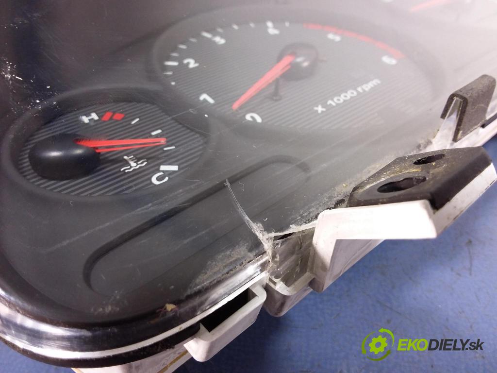 Hyundai Santa fe 2003 prístrojovka/ budíky 2004-65100H