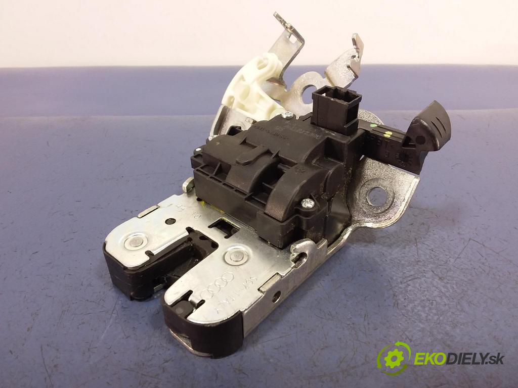 Audi A8 2011 zámek Klapky: kufr 4H0827505
