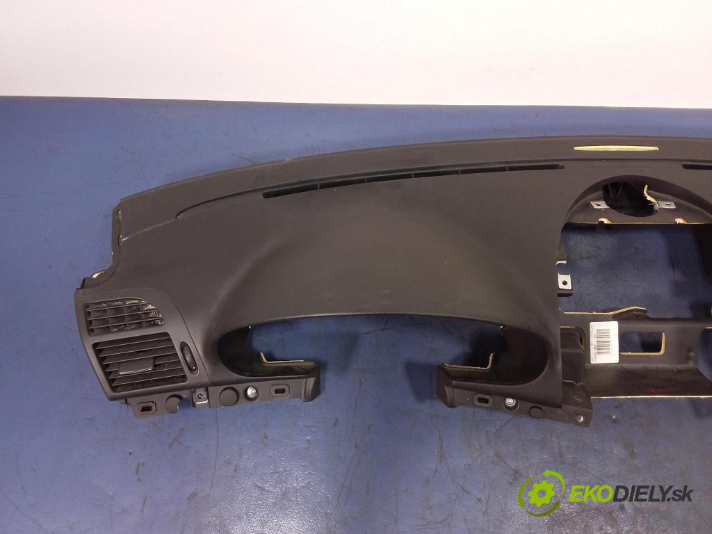 Mercedes E-klasa 2003 kokpit,pristrojová doska 2118600202