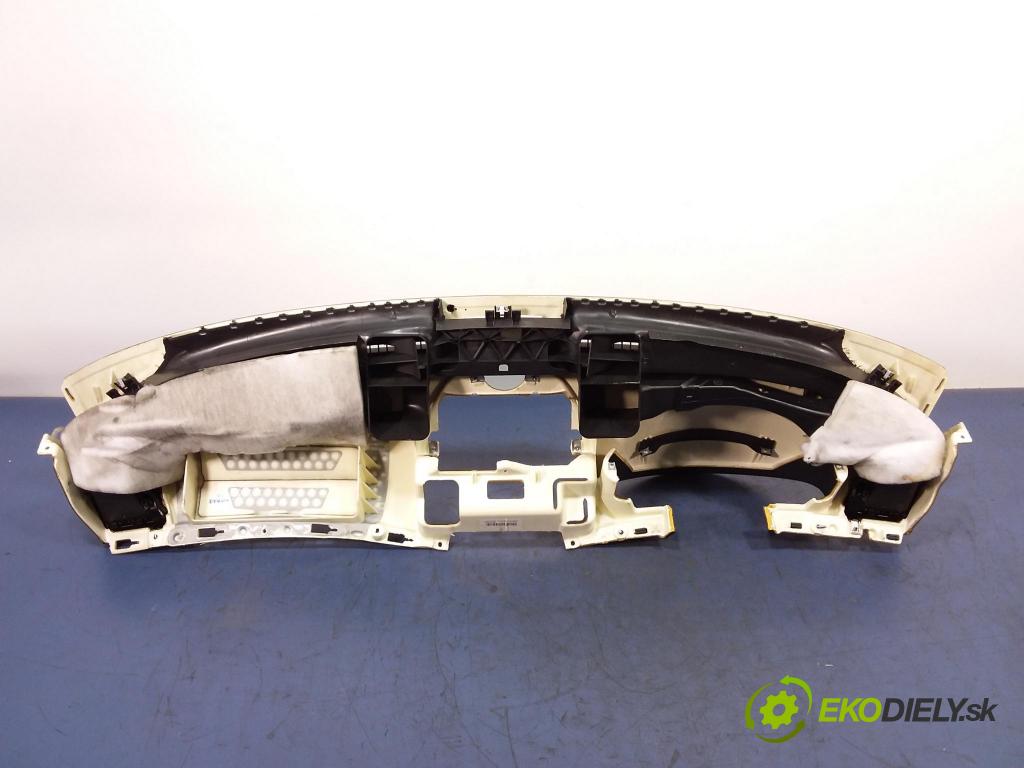 Mercedes E-klasa 2003 kokpit,pristrojová doska 2118600202
