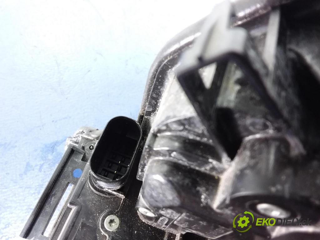 Bmw Seria 7 2015 zámek dveře Zad: v pravo: 2581896