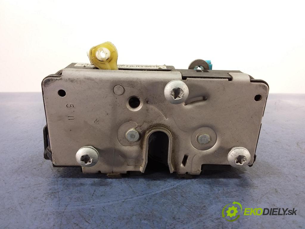 Fiat Grande Punto 2005 zámek dveře před v pravo: 55701964