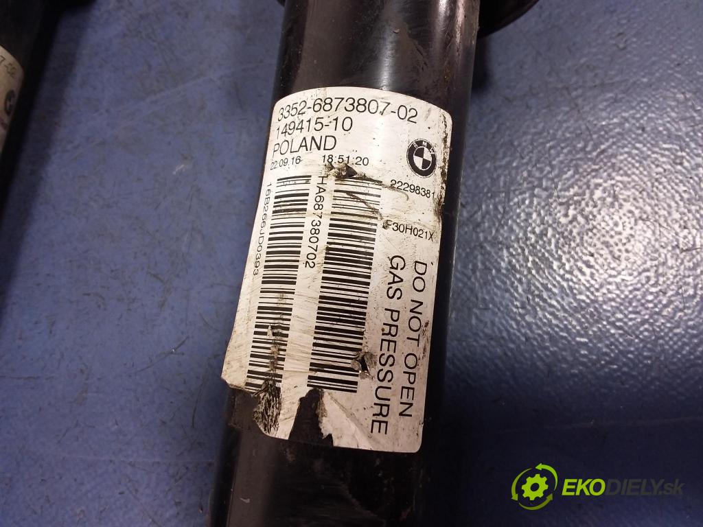 Bmw Seria 3 2016 tlmič zad Vľavo: 6873807