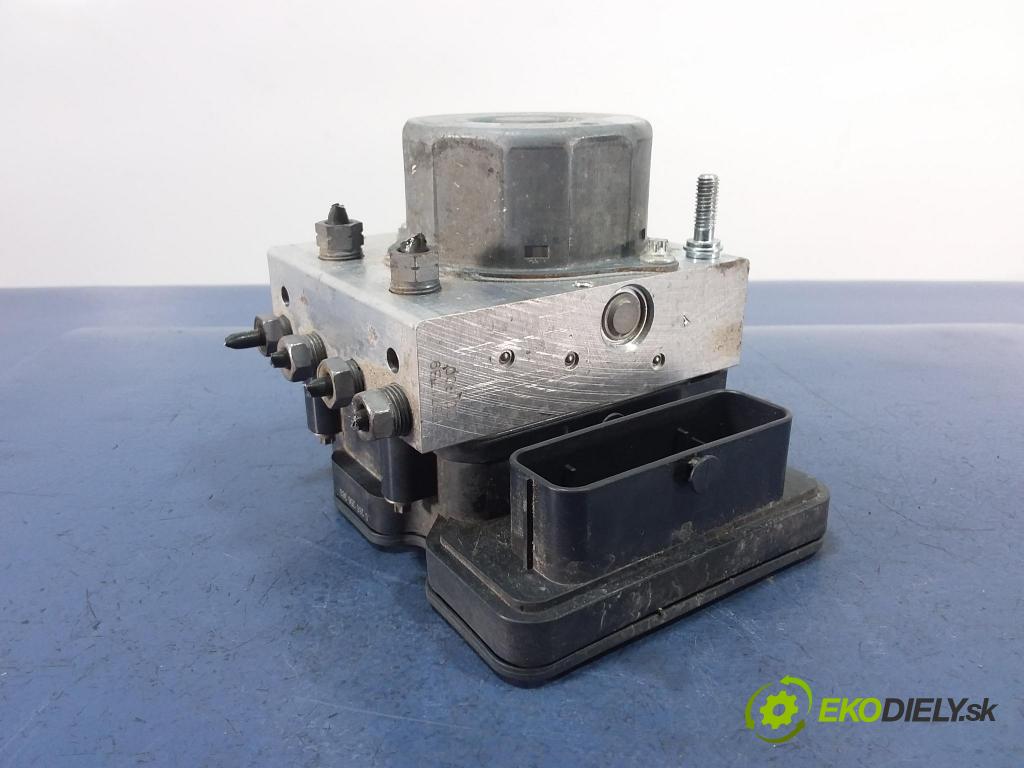 Renault Clio 2016 čerpadlo ABS x 476601283R