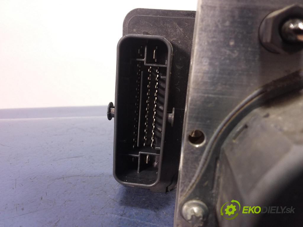 Renault Clio 2016 čerpadlo ABS x 476601283R