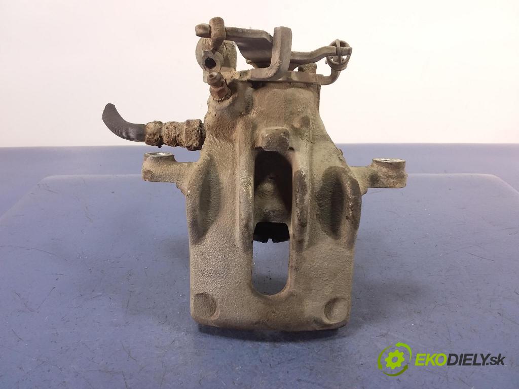 Ford Focus 2002 brzdič zad Vľavo: