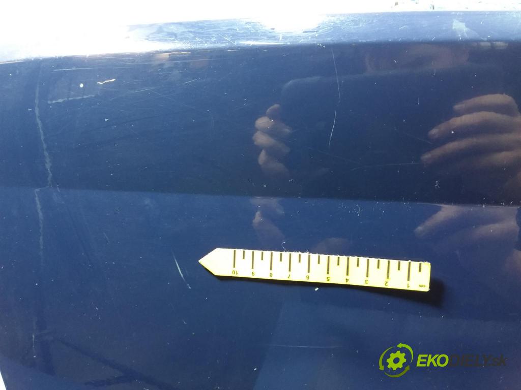 Renault Thalia 2002 zadní dveře kufra: kufr