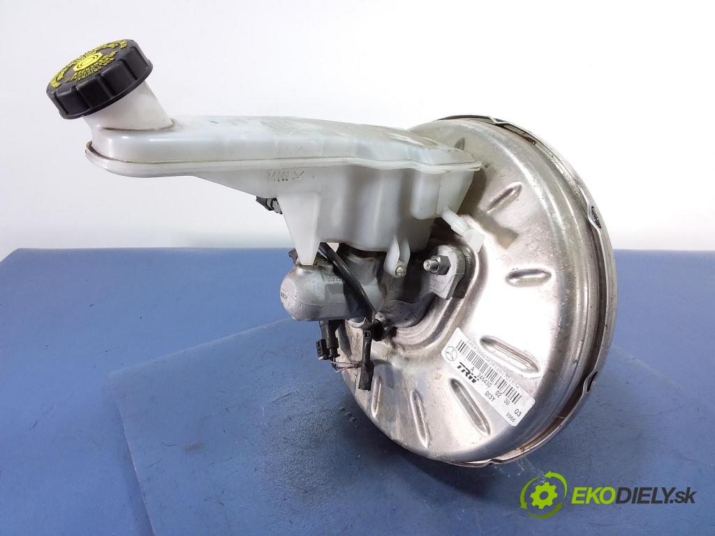 Mercedes B-klasa 2012 servo Brzdní: A2464300230