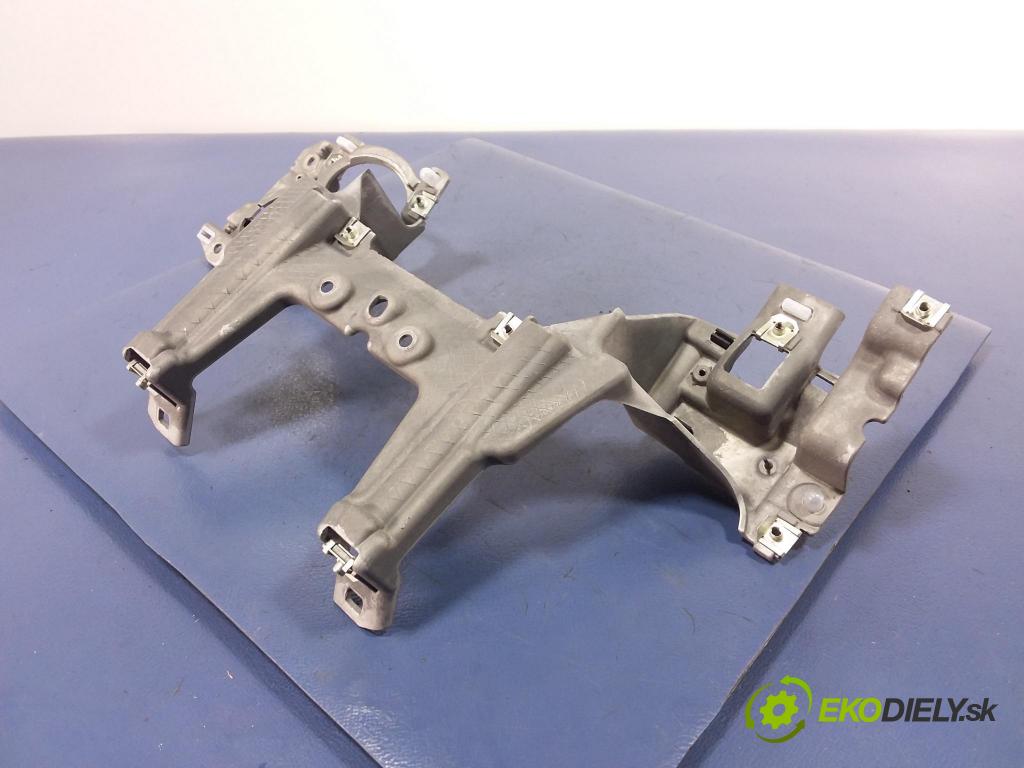 Porsche Panamera 2010 kokpit,pristrojová doska 97055232300