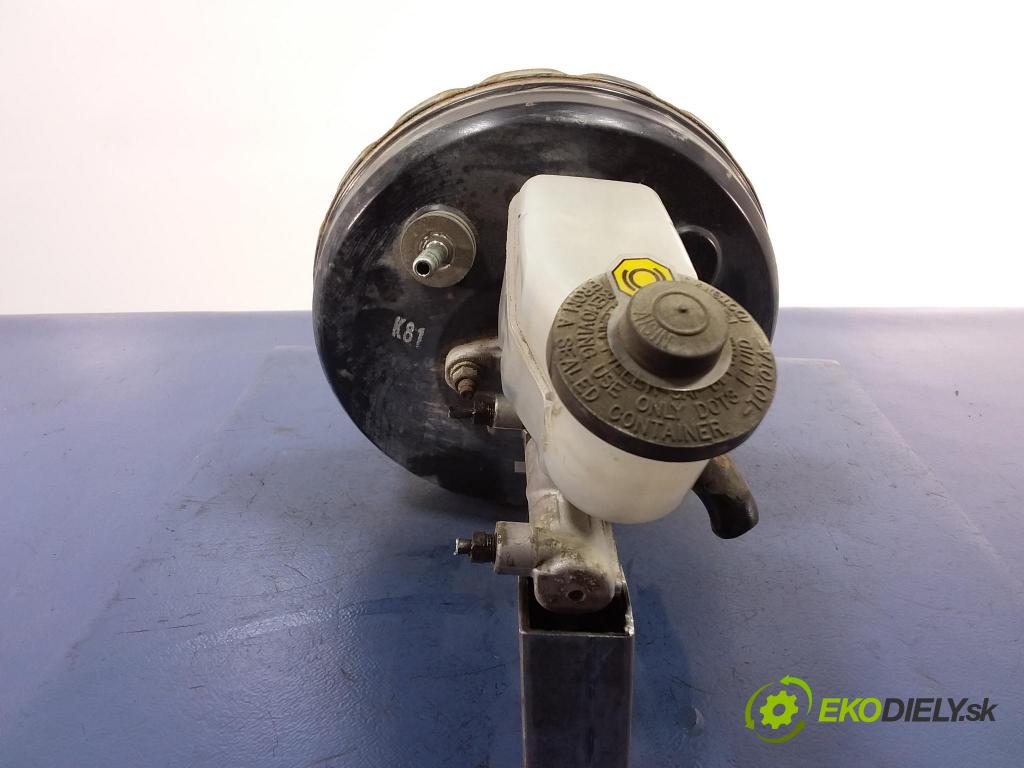 Toyota Yaris 2006 servo Brzdní: