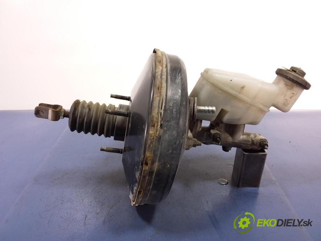 Toyota Yaris 2006 servo Brzdní:
