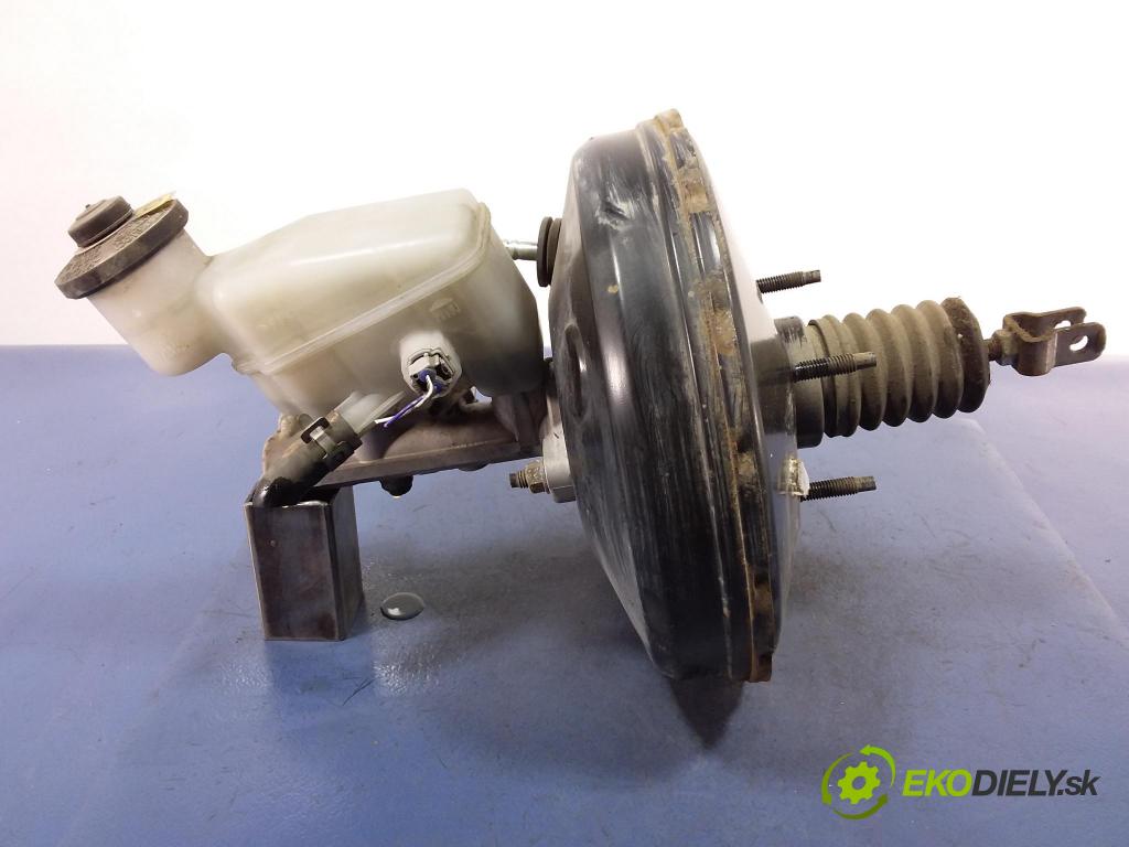 Toyota Yaris 2006 servo Brzdní: 