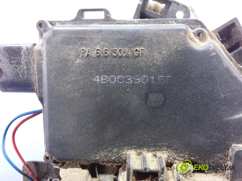 Audi A6 2000 zámek dveře Zad: Levý: 4B0839015F